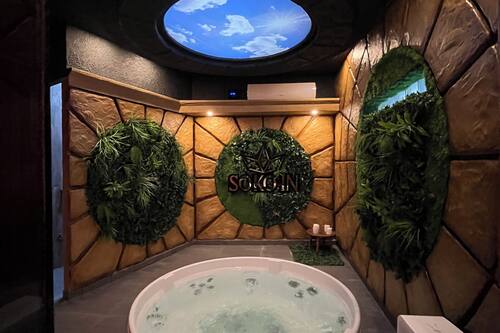 Bain à remous intérieur