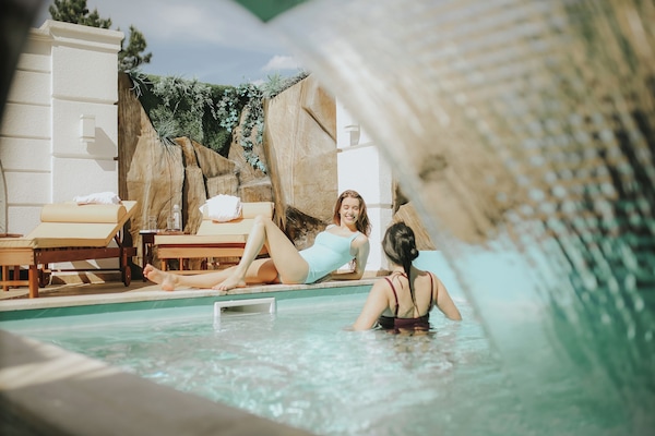Piscina a l'aire lliure de temporada