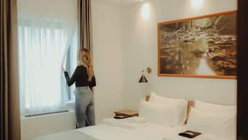Appartamento familiare | Minibar, una cassaforte in camera, postazione laptop, tende oscuranti