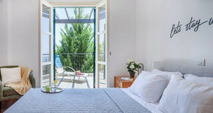 J1 Holiday House Adjacent to Aphrodite Hills - Sea View