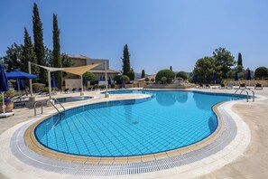 House, 2 Bedrooms, Terrace | Pool