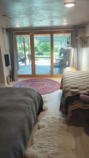 1 soveværelse, skrivebord, strygejern/strygebræt, Wi-Fi