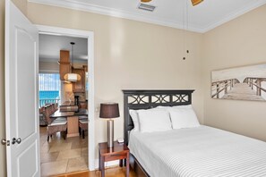 2 dormitorios, tabla de planchar con plancha, wifi gratis y ropa de cama