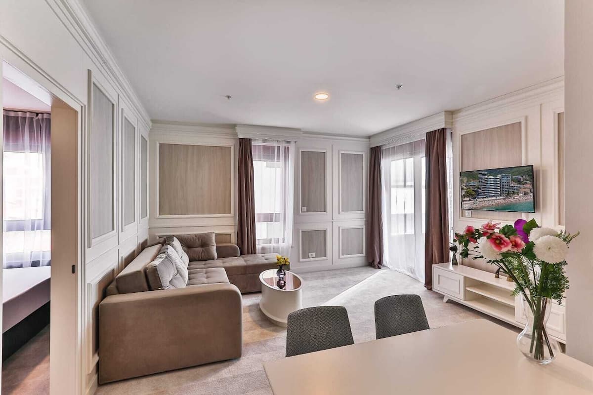 1 bedroom, premium bedding, Select Comfort beds, in-room safe
