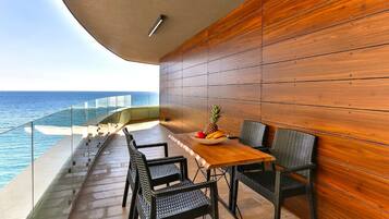 Family Suite, Balcony, Sea View | Balcony