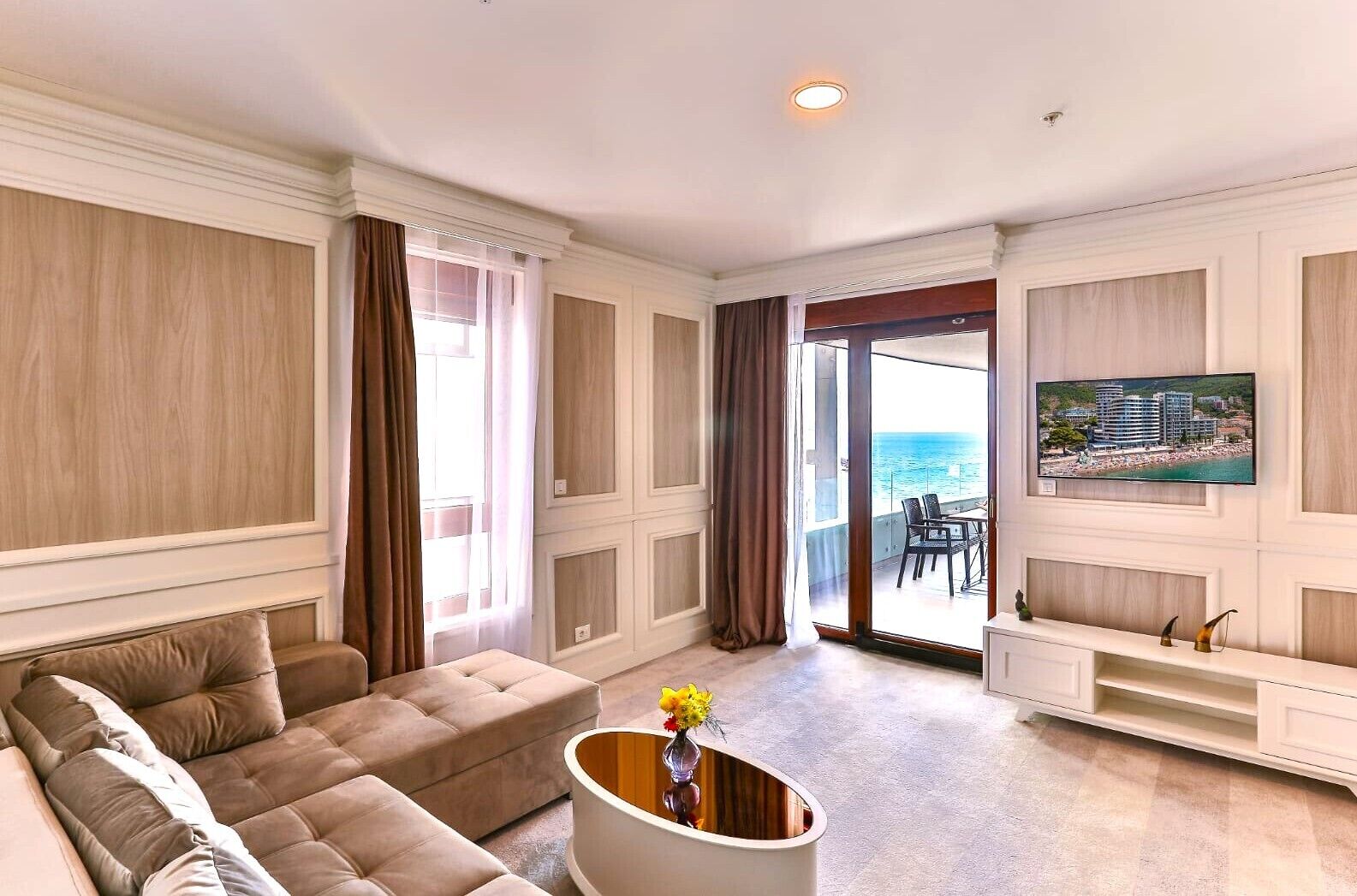 Hochwertige Bettwaren, Select-Comfort-Betten, Zimmersafe