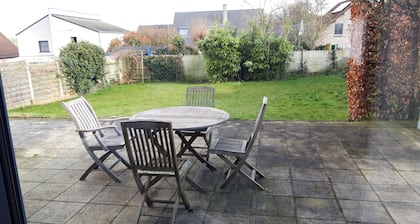 Large vacation villa near cycling and hiking hub Molenstede