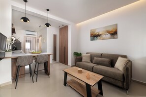 Smart TV - Ama Anna Apartment (Rhodes)