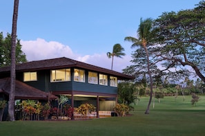 Junior Suite (Royal Bungalow) | Travel crib, rollaway beds, free WiFi, bed sheets