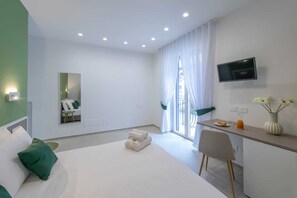 1 室のベッドルーム、セーフティボックス (室内)、旅行用ベビーベッド、WiFi (無料)