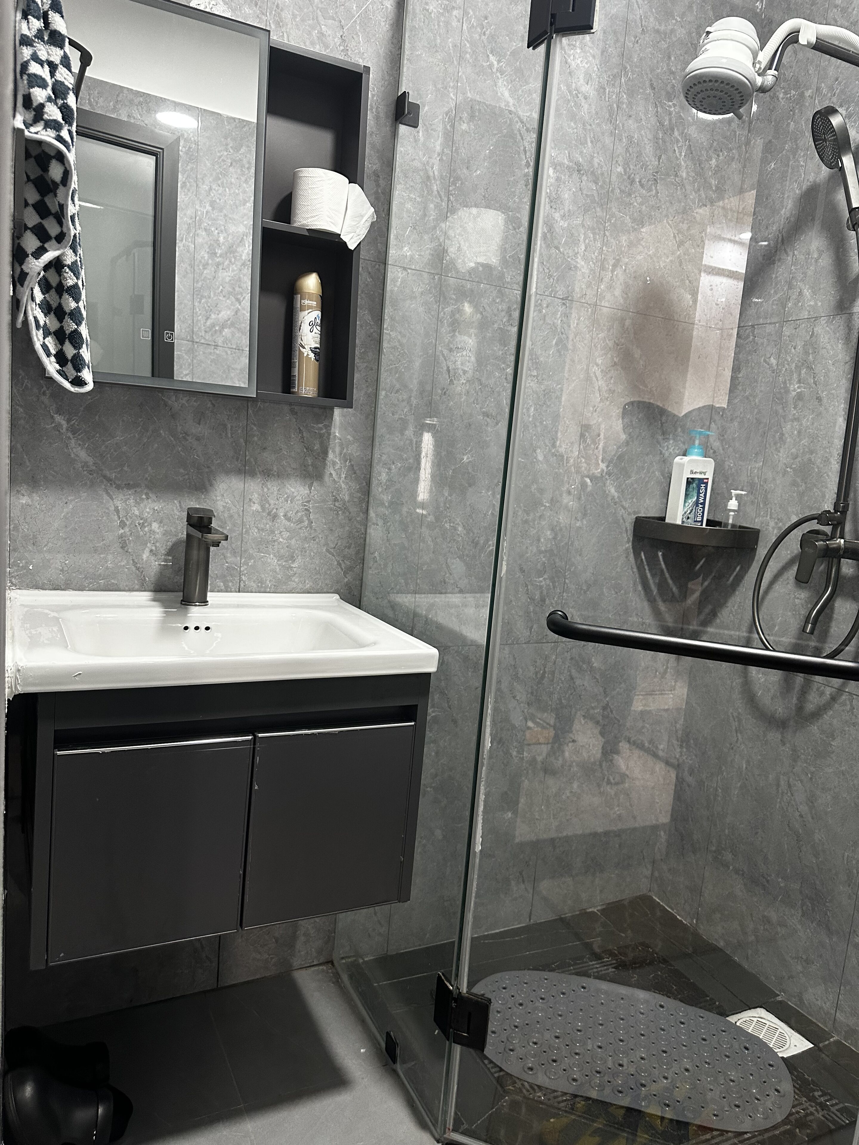 Towels, soap, toilet paper