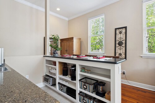 Haile Yeah! 1BR 1BA Guest Suite in Haile Village