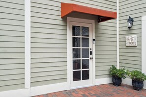 Exterior detail - Haile Yeah! 1BR 1BA Guest Suite in Haile Village (Gainesville)