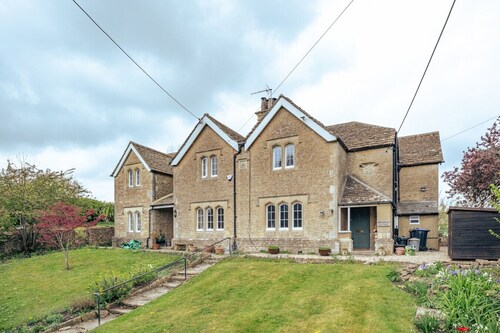 Herdsman`s Cottage Beautiful 3 Bed in Wiltshire