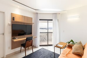 Apartment | Living area - Flat com piscina vista-mar em Santos (Santos)