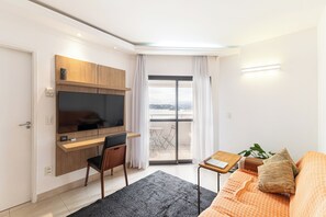 Apartment | Living area - Flat com piscina vista-mar em Santos (Santos)