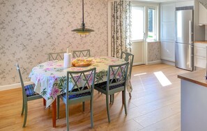 Dining - Beautiful home in Gullringen (Gullringen)