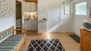 Interior - 2 bedroom lovely home in Byxelkrok (Byxelkrok)
