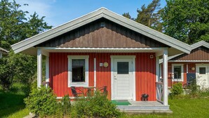 Exterior - 2 bedroom lovely home in Byxelkrok (Byxelkrok)