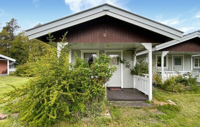 1 bedroom lovely home in Byxelkrok