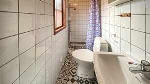 Bathroom - 1 bedroom cozy home in Byxelkrok (Byxelkrok)