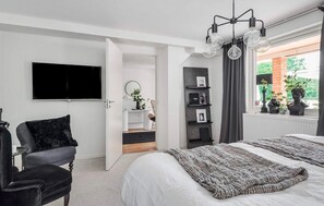 4 bedrooms, free WiFi - Beautiful home in Sparsör (Sparsör)