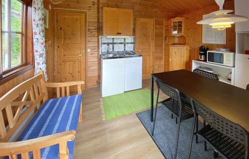 1 bedroom nice home in Byxelkrok