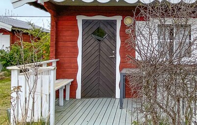 1 bedroom awesome home in Byxelkrok