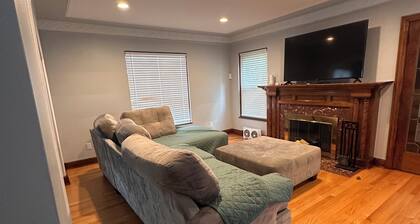 Charming 3BR Detroit Home Near Downtown – Cozy & Convenient!