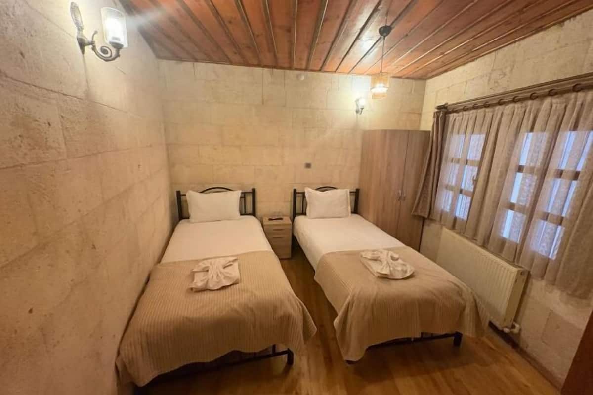 Ropa de cama de alta calidad, wifi gratis y ropa de cama