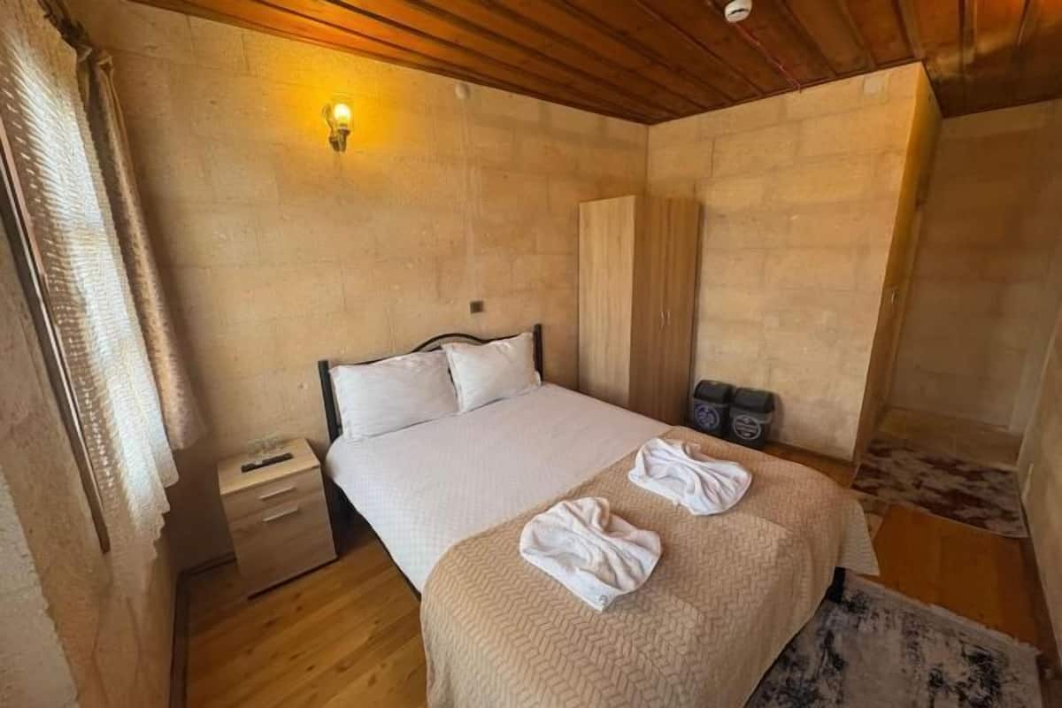 Ropa de cama de alta calidad, wifi gratis y ropa de cama