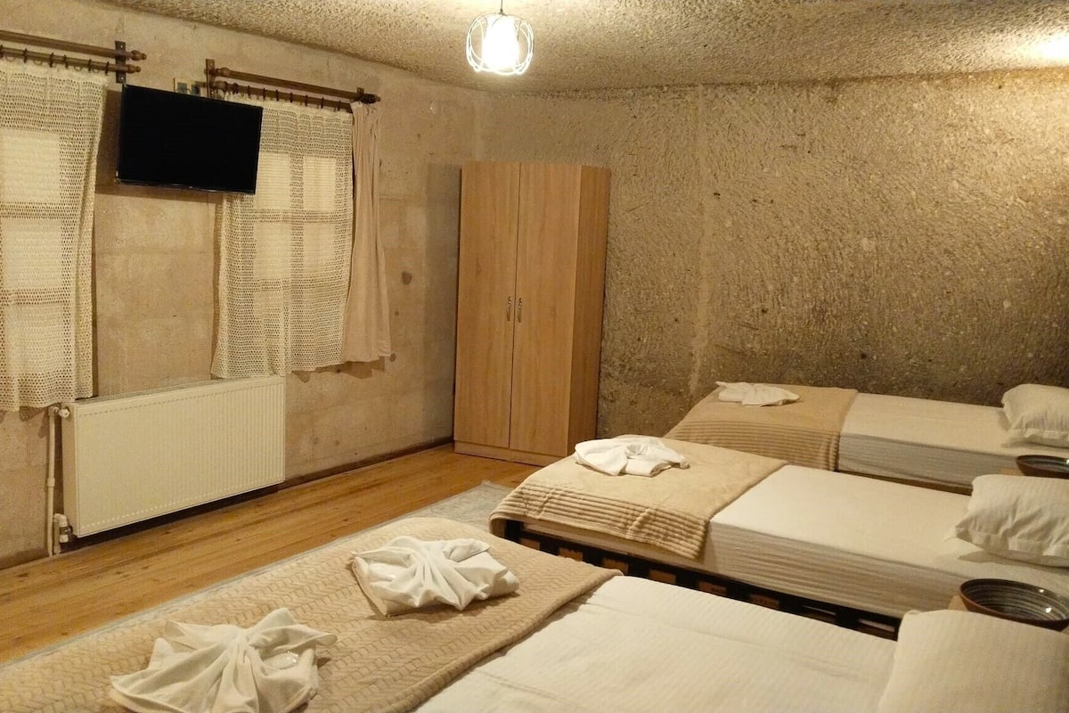 Habitació quàdruple familiar | Wifi gratuïta