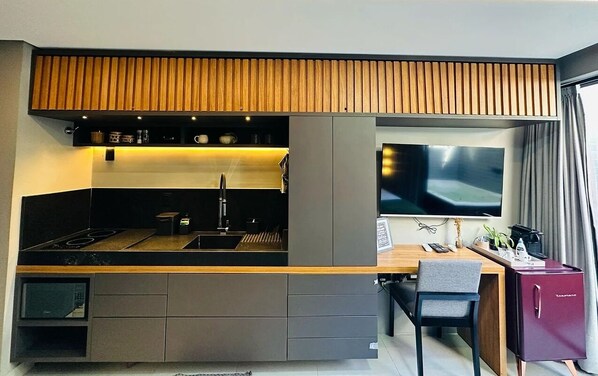 Basic Apartment | Private kitchen