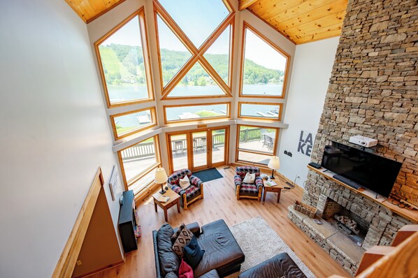 TV, fireplace, DVD player - New! Elegant Lakefront Lodge w/ Indoor Pool & Sauna (McHenry)