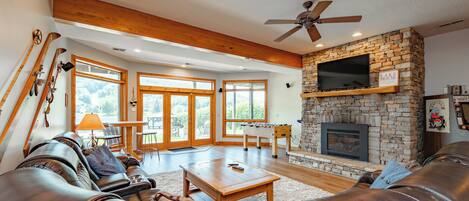 TV, fireplace, DVD player