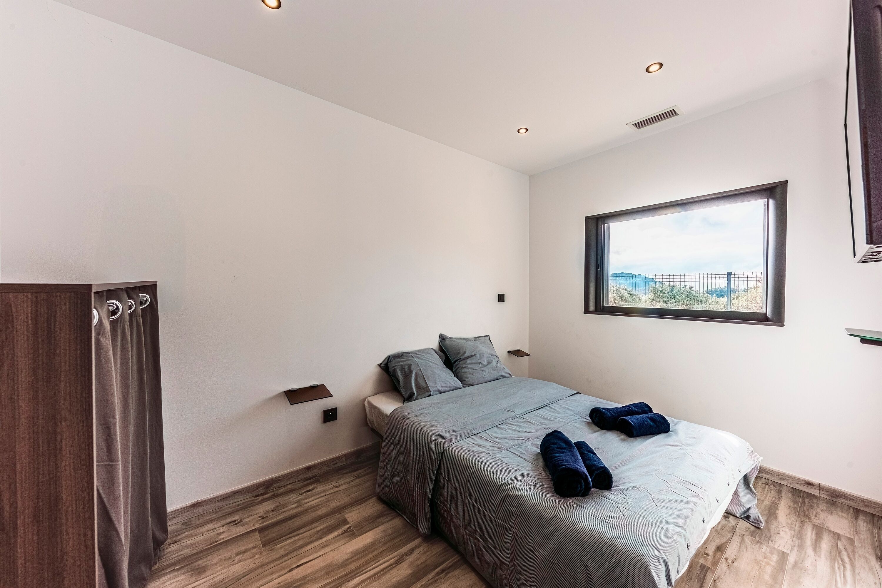 3 chambres, Wi-Fi gratuit, draps fournis