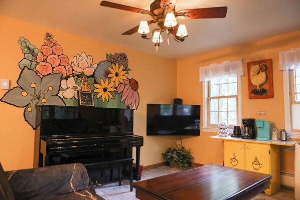 Fireplace - Filling fast!  Book your September visit now. (Kidder Township)