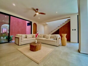 House, Smoking
