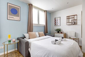 Superior Studio, Non Smoking, Microwave | Desk, laptop workspace, free WiFi - MAISON VILLETTE (Paris)