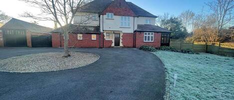 บ้านพัก | บริเวณภายนอก