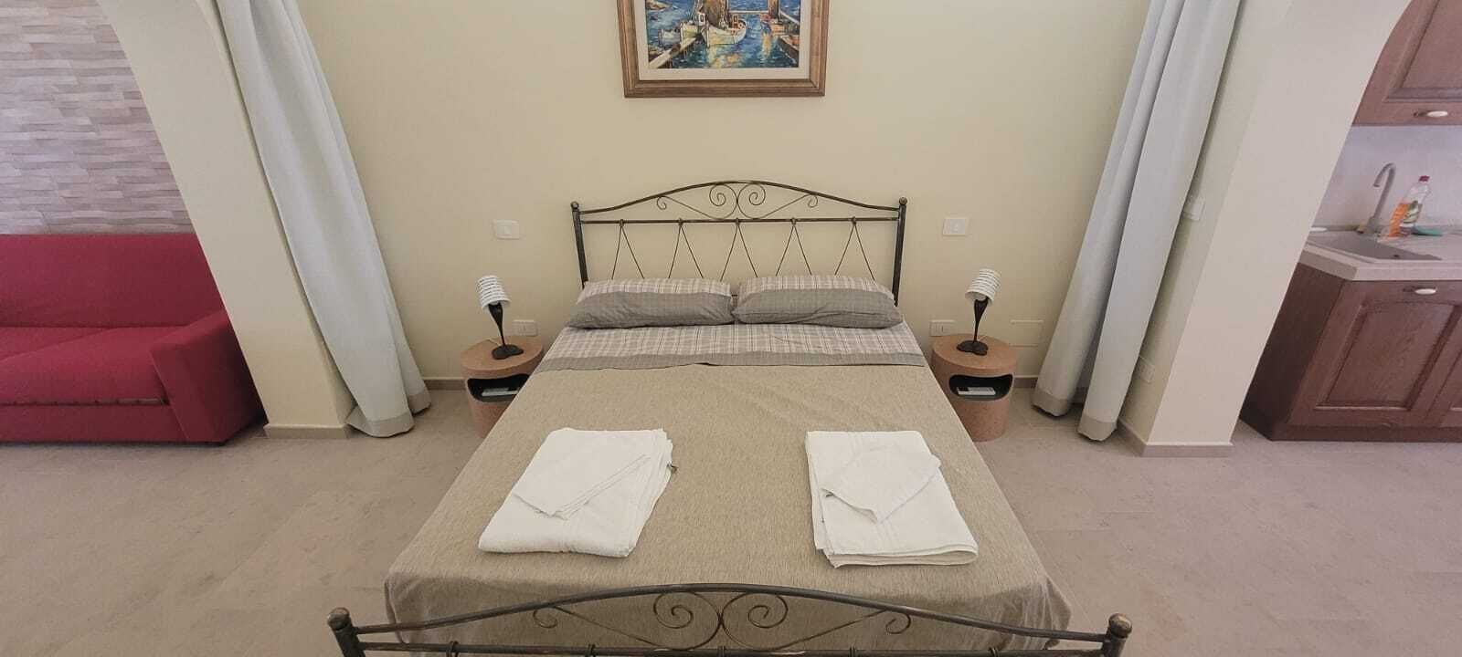1 bedroom, WiFi, bed sheets