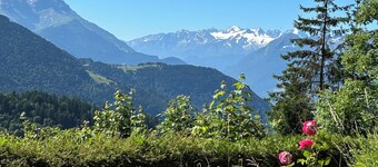 Apartment with terrace and garden for skiers and hikers. Pet friendly!