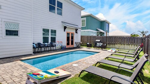 Private Pool & Game Room • Sleeps 15 • Near 30A, Beach Access & Pier Park