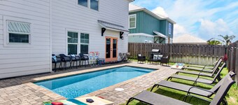 Private Pool & Game Room • Sleeps 15 • Near 30A, Beach Access & Pier Park