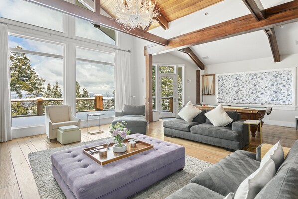 TV, fireplace - NEW! Spacious Silver Lake Private 5BR with Hot Tub (Park City)