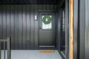 Interior - 3BR/3BA Peaceful Retreat - Fire pit & Game room (Vallonia)