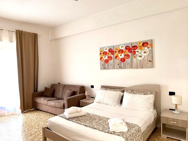 واي فاي مجانًا وملاءات أسرّة