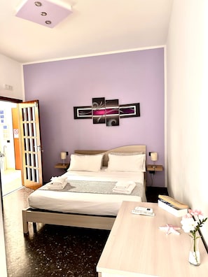 Viola Bagno Privato | 1 bedroom, free WiFi, bed sheets