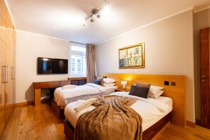奢華公寓, 私人浴室 (Three Bedroom ) | 3 間臥室、免費無線上網