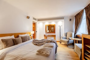 Departamento de lujo, baño privado (Three Bedroom ) | 3 habitaciones y wifi gratis 